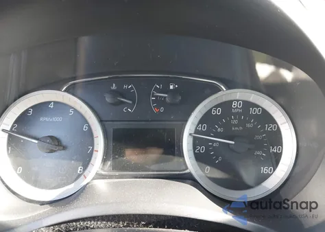 2015 Nissan Sentra Sr z USA, uszkodzony, nr VIN 3N1AB7AP7FY219347